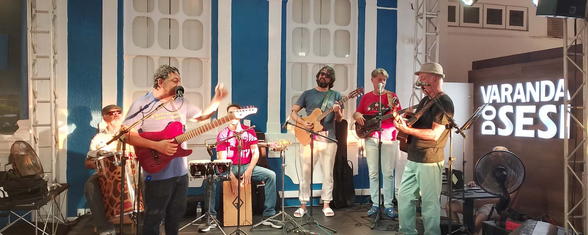 salvador em serenata